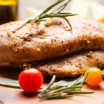 pieczony-filet-z-kurczaka-na-poduszce-grejpfrutowej-oryginalny-przepis.webp.webp
